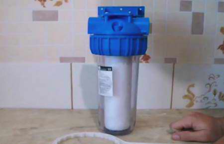 Установка фильтра для воды на кухне