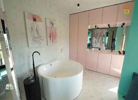 Дачный ответ (30-09-2018) Девушка Пикассо и розовый шкаф в ванной